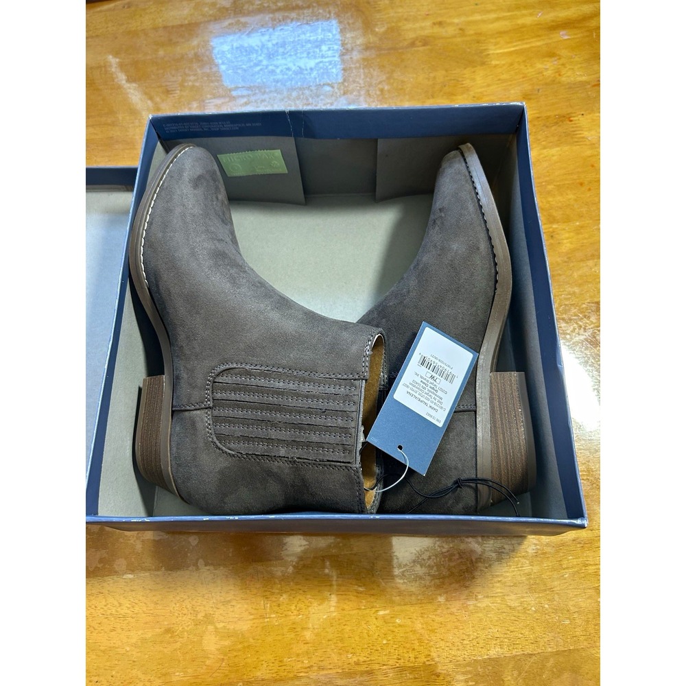 Universal Thread Alena Dark Taupe Suede Chelsea Pull-On Boots Women US 7Wide